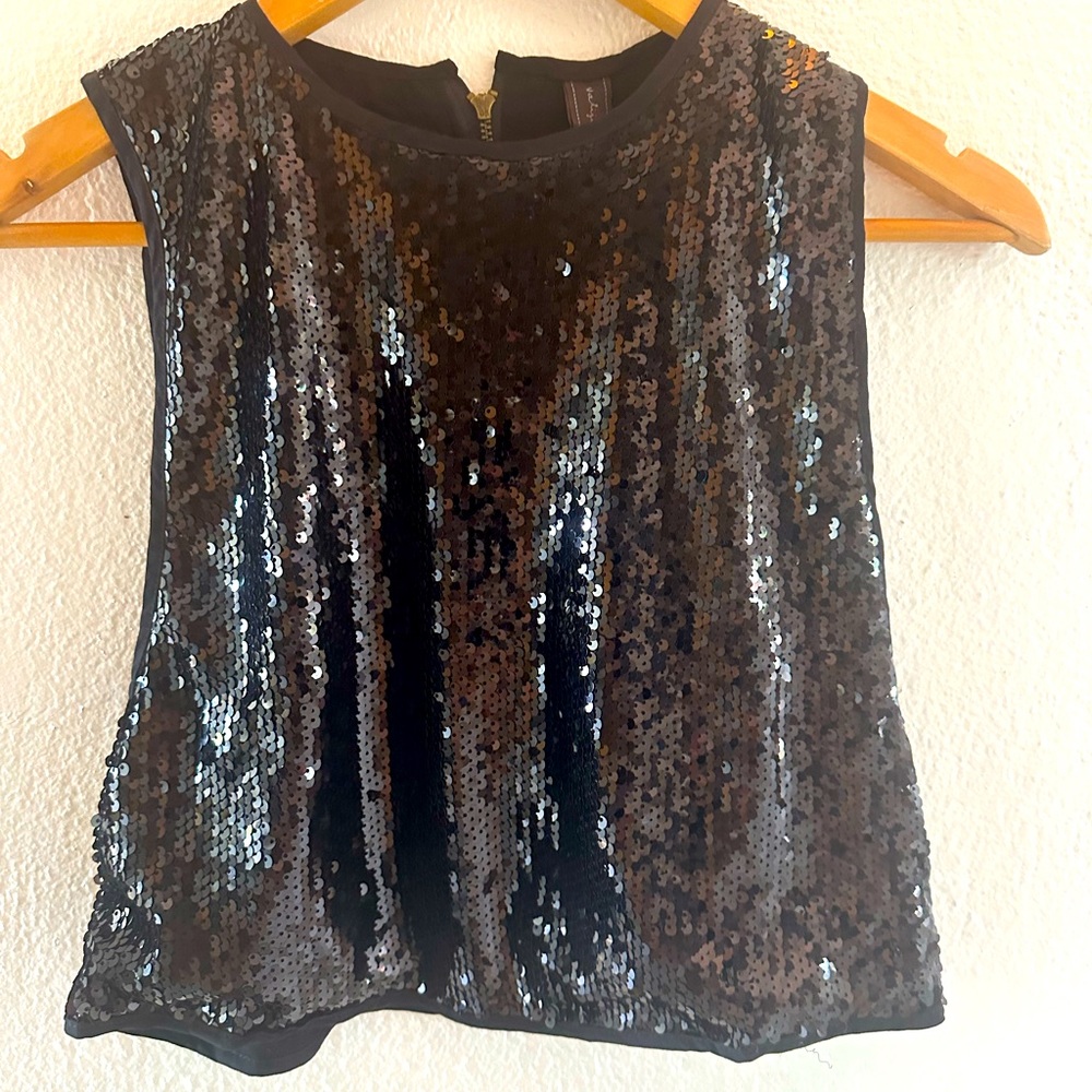 Valija/ black sequins/ crop top